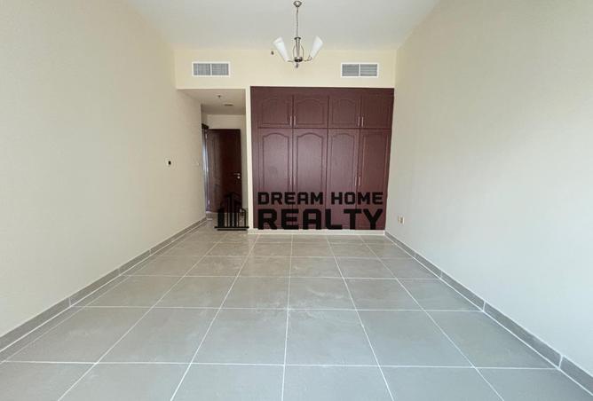 127929112 - Property Main Image