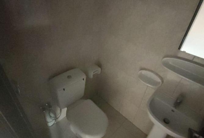 84087638 - صورة العقار 2