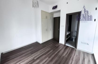 Apartment - 1 Bedroom - 1 Bathroom for rent in Topaz Residence 1 - Topaz Residence - Dubai Silicon Oasis - Dubai