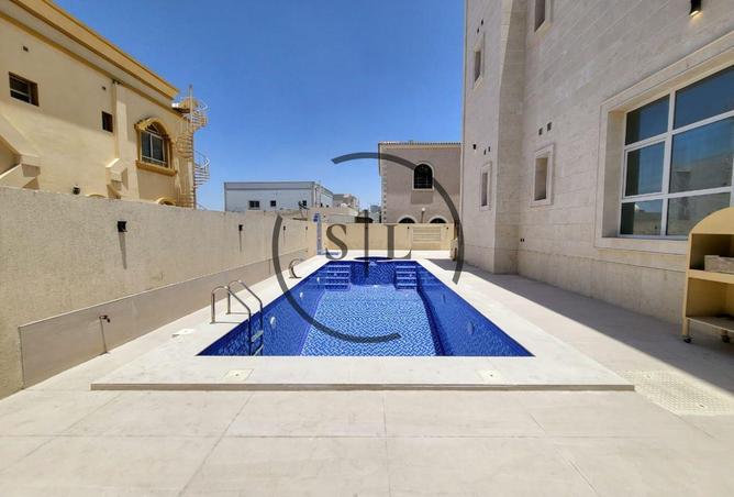 99132980 - Property Image 2