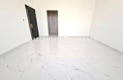 Villa - 5 - 7 for rent in Hoshi 1 - Hoshi - Al Badie - Sharjah