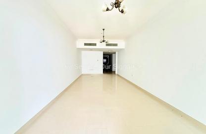 Apartment - 3 Bedrooms - 4 Bathrooms for rent in New Al Taawun Road - Al Taawun - Sharjah Apartment - 3 Bedrooms - 4 Bathrooms for rent in New Al Taawun Road - Al Taawun - Sharjah