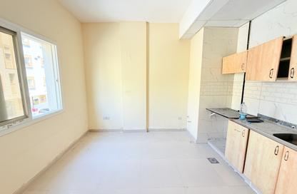 Apartment - Studio - 1 for rent in Fire Station Road - Muwaileh - Sharjah Apartment - Studio - 1 for rent in Fire Station Road - Muwaileh - Sharjah