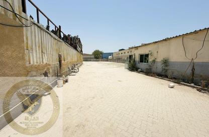 Warehouse - Studio - 3 Bathrooms for rent in Industrial Area 5 - Sharjah Industrial Area - Sharjah