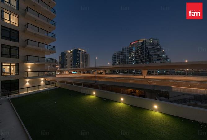 94020503 - Property Main Image
