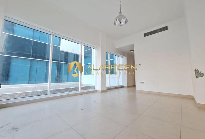 88745690 - Property Image 2