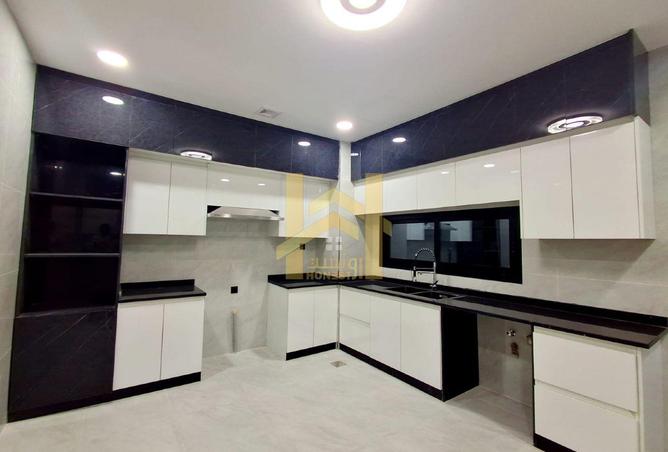 92693585 - Property Image 3