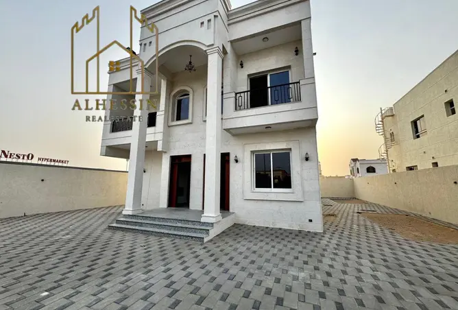 146007963 - Property Image 3