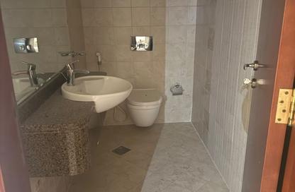 Apartment - 3 - 4 for rent in Al Khan Corniche - Al Khan - Sharjah Apartment - 3 - 4 for rent in Al Khan Corniche - Al Khan - Sharjah