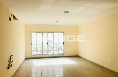 Apartment - 2 Bedrooms - 2 Bathrooms for rent in Sunrise Building - Al Nahda 2 - Al Nahda - Dubai