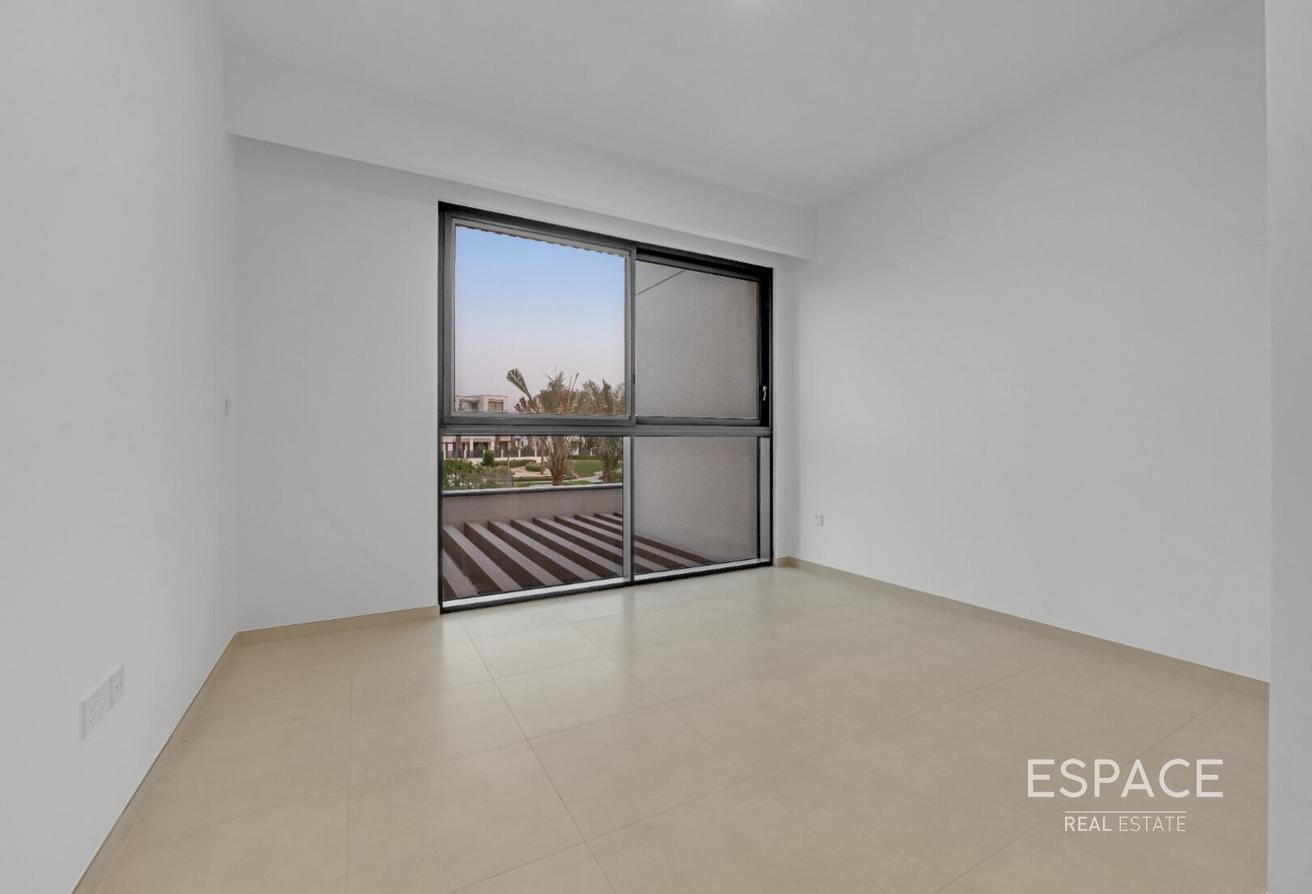 Fully Upgraded | Private Pool | Park Backing photo 12