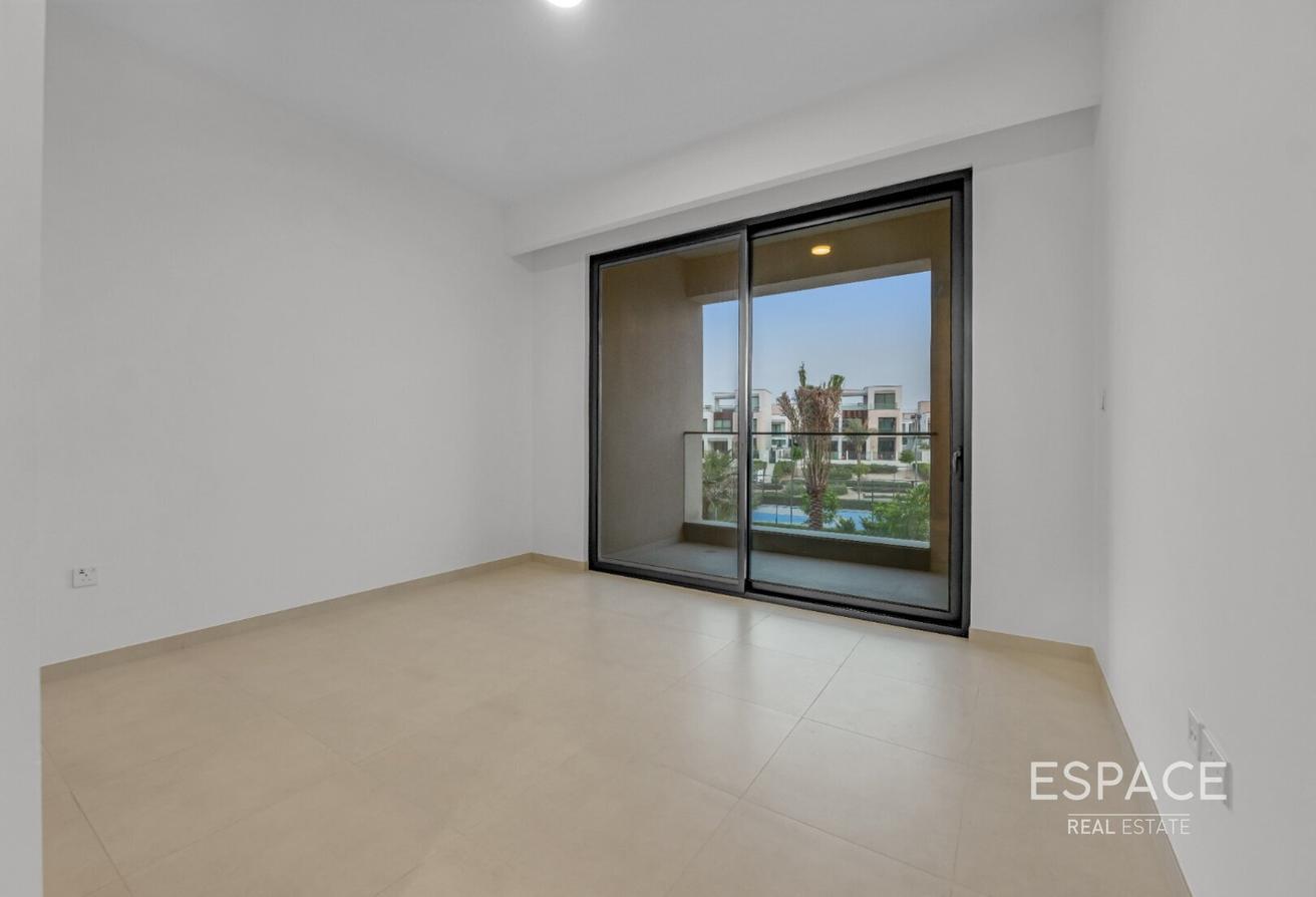 Fully Upgraded | Private Pool | Park Backing photo 8