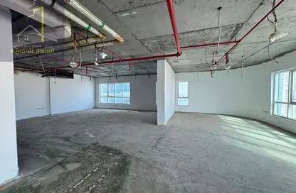 مكتب - غرفة نوم - 2 حمامات للبيع في برج بيزنس تاور - المجاز 2 - المجاز - الشارقة مكتب - غرفة نوم - 2 حمامات للبيع في برج بيزنس تاور - المجاز 2 - المجاز - الشارقة