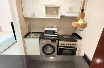 Apartment - Studio - 1 Bathroom for rent in Al Manaseer - Abu Dhabi