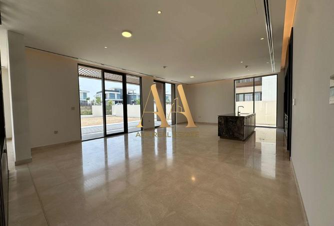 67432124 - Property Main Image