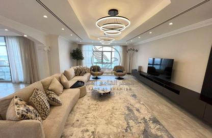 Apartment - 3 - 5 for rent in Al Majaz 3 - Al Majaz - Sharjah