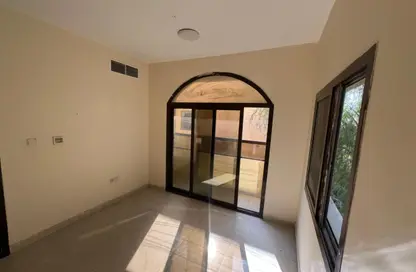 شقة - 2 غرف نوم - 2 حمامات للايجار في 3 المويهات - المويهات - عجمان