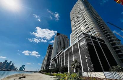 Apartment - 1 Bedroom - 1 Bathroom for sale in Palace Beach Residence Tower 2 - Palace Beach Residence - EMAAR Beachfront - Dubai Harbour - Dubai
