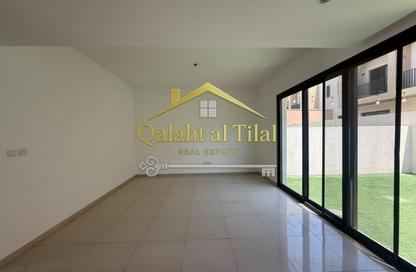 Townhouse - 3 - 4 for rent in Nasma Residence - Al Tai - Sharjah