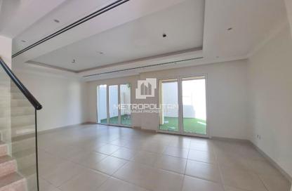 Villa - 3 Bedrooms - 5 Bathrooms for rent in Villa Lantana 1 - Villa Lantana - Dubai Science Park - Dubai