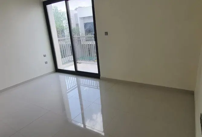 81933056 - صورة العقار 2