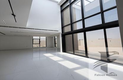 Villa - 4 Bedrooms - 5 Bathrooms for rent in Al Aweer 1 - Al Aweer - Dubai