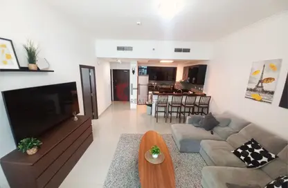 Apartment - 1 Bedroom - 2 Bathrooms for rent in Botanica Tower - Dubai Marina - Dubai