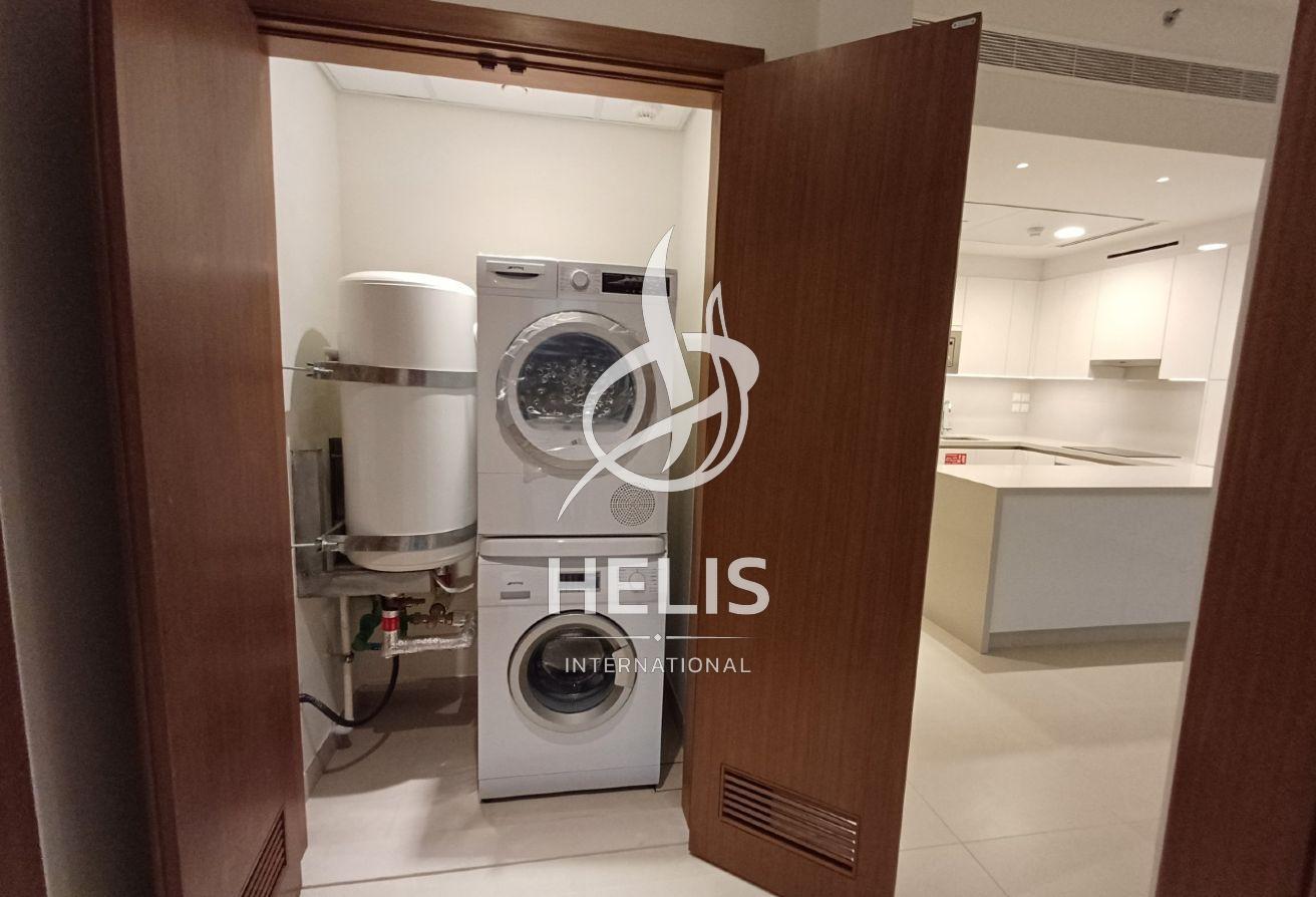 Hot Deal | Luxury 2BR | Burj Khalifa & Canal View photo 12