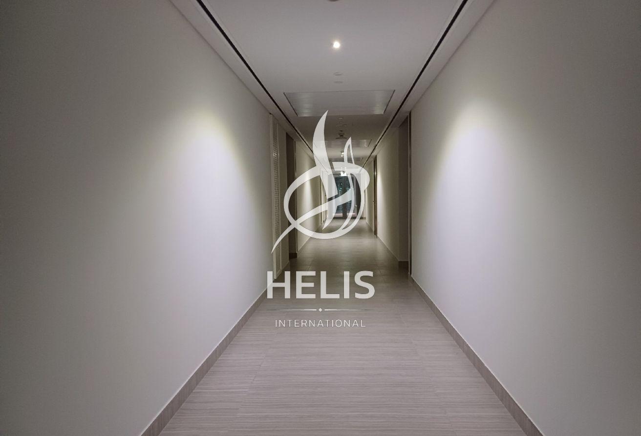 Hot Deal | Luxury 2BR | Burj Khalifa & Canal View photo 11