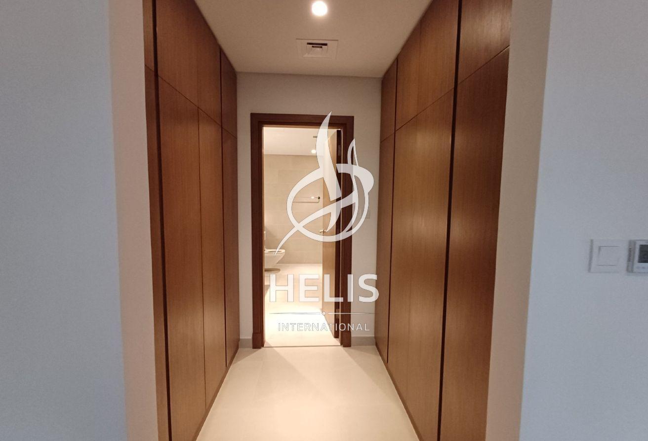 Hot Deal | Luxury 2BR | Burj Khalifa & Canal View photo 9