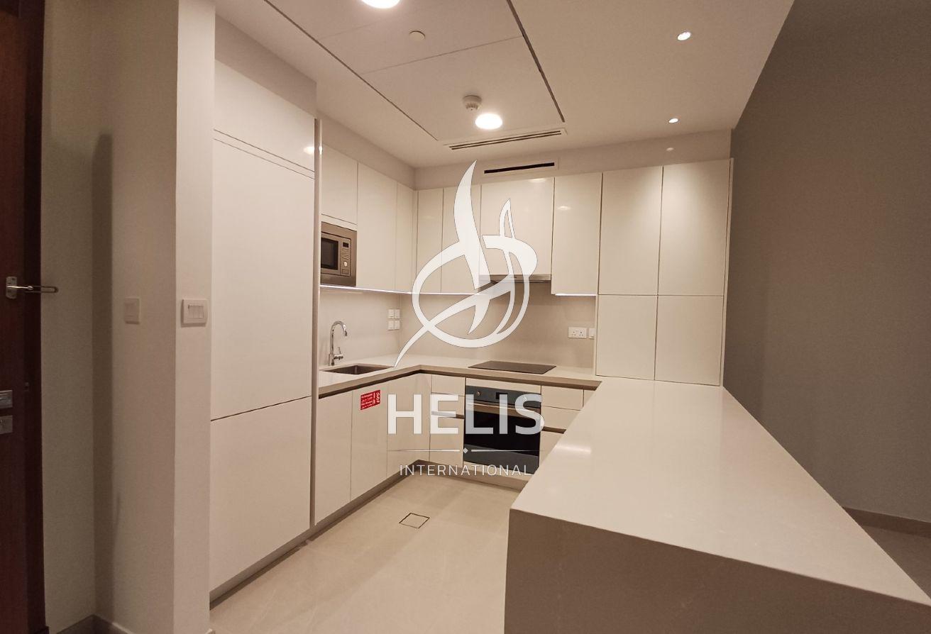 Hot Deal | Luxury 2BR | Burj Khalifa & Canal View photo 8