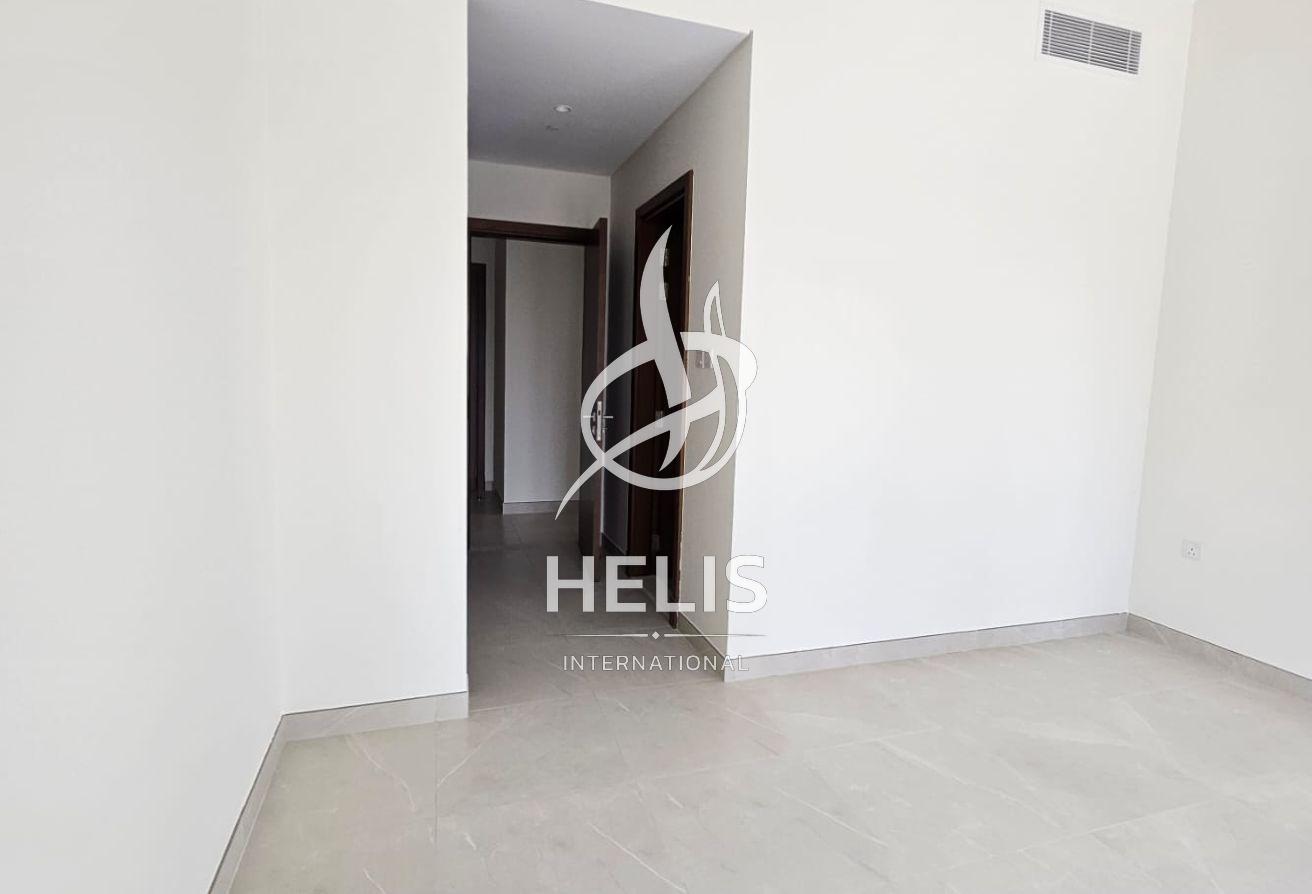 Hot Deal | Luxury 2BR | Burj Khalifa & Canal View photo 25