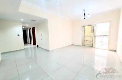 Apartment - 3 Bedrooms - 3 Bathrooms for rent in Muwailih Building - Muwaileh - Sharjah