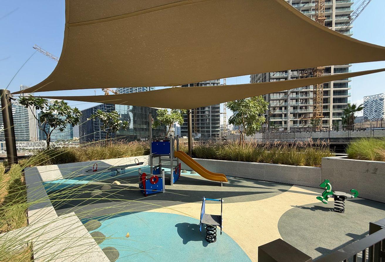 High floor | Canal-side living | Prime Business Ba photo 28