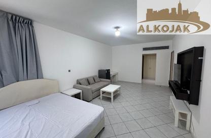 Apartment - Studio - 1 for rent in Corniche Road - Abu Dhabi