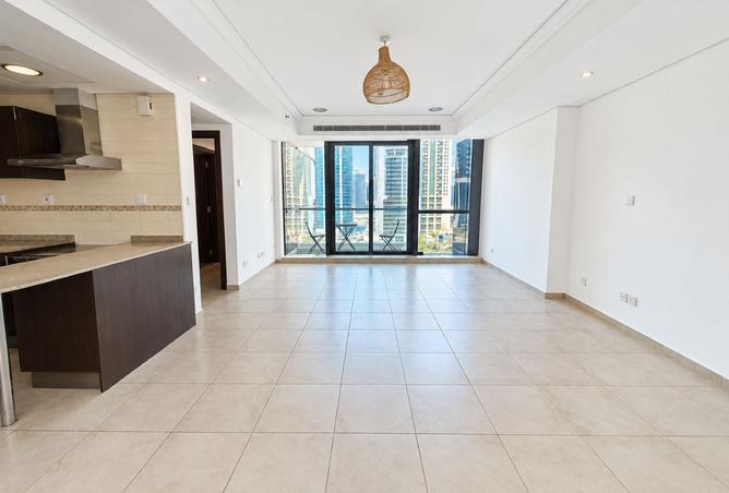 1BR | Lake & Skyline View | Balcony |Ready to Move photo 2