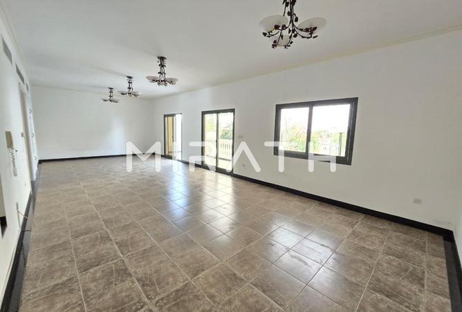 85329518 - Property Main Image