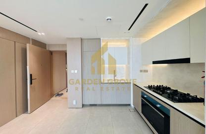 Apartment - 3 - 4 for rent in Binghatti Pinnacle - Dubai Healthcare City 2 - Al Jaddaf - Dubai