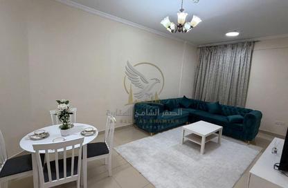 Apartment - 2 - 2 for rent in Muwaileh 29 Building - Muwaileh - Sharjah
