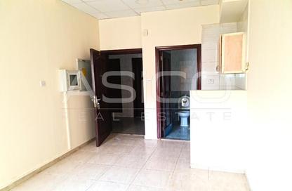 Apartment - Studio - 1 Bathroom for rent in Naif - Deira - Dubai