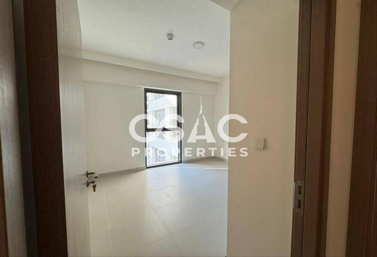 ELEGANT NEW APARTMENT | SPACIOUS | CREEK BEACH photo 6
