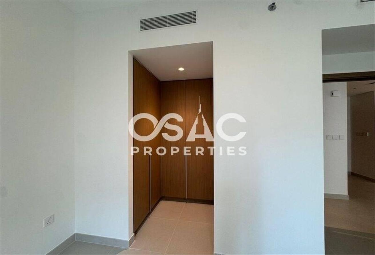 ELEGANT NEW APARTMENT | SPACIOUS | CREEK BEACH photo 2