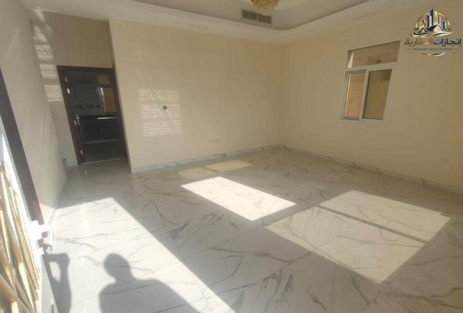 71466139 - Property Image 3