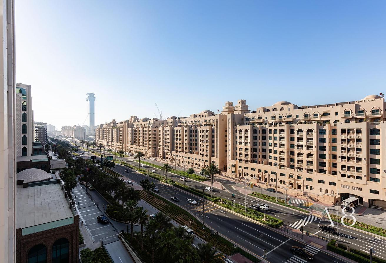 Palm Jumeirah | Private Jacuzzi | Spacious photo 30