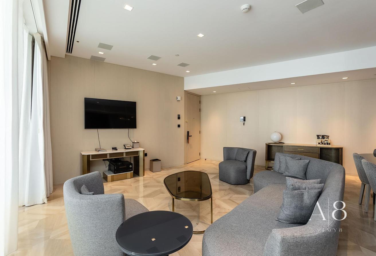 Palm Jumeirah | Private Jacuzzi | Spacious photo 18