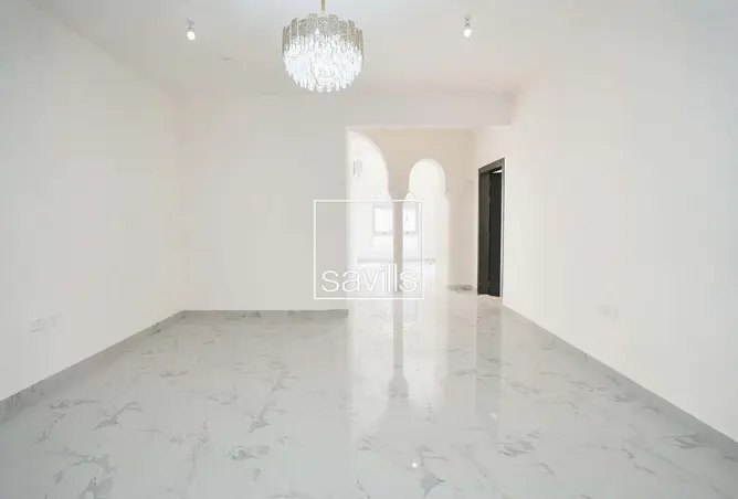 163255008 - Property Image 3