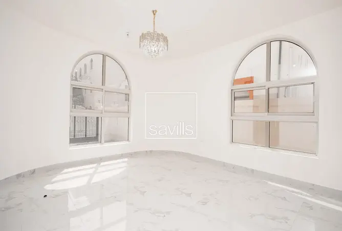 163255008 - Property Image 2