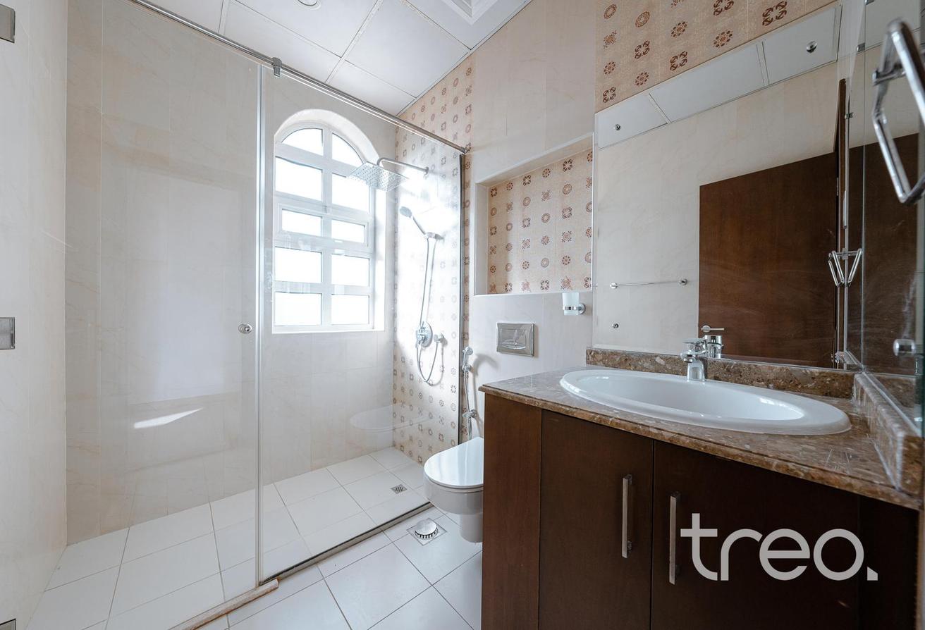Private Pool | Basement | Spacious Rooms photo 16