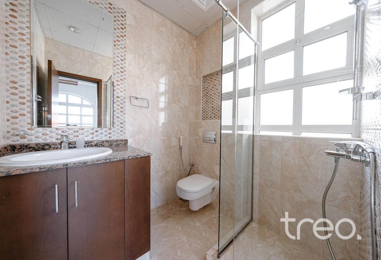 Private Pool | Basement | Spacious Rooms photo 11