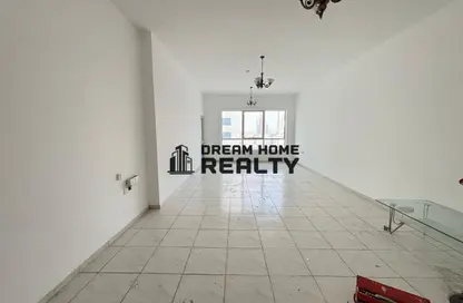 Apartment - 3 Bedrooms - 4 Bathrooms for rent in New Al Taawun Road - Al Taawun - Sharjah Apartment - 3 Bedrooms - 4 Bathrooms for rent in New Al Taawun Road - Al Taawun - Sharjah